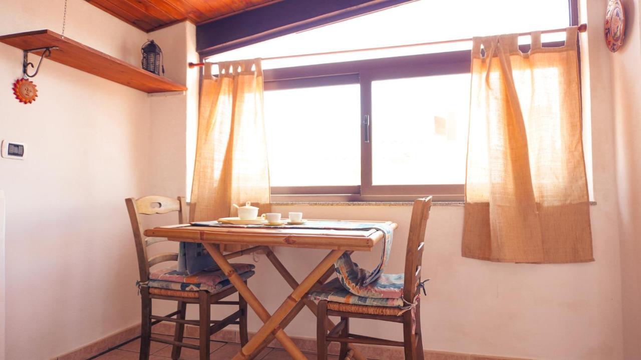 Pm 12 Via Achille Grandi Guest House 阿尔盖罗 外观 照片